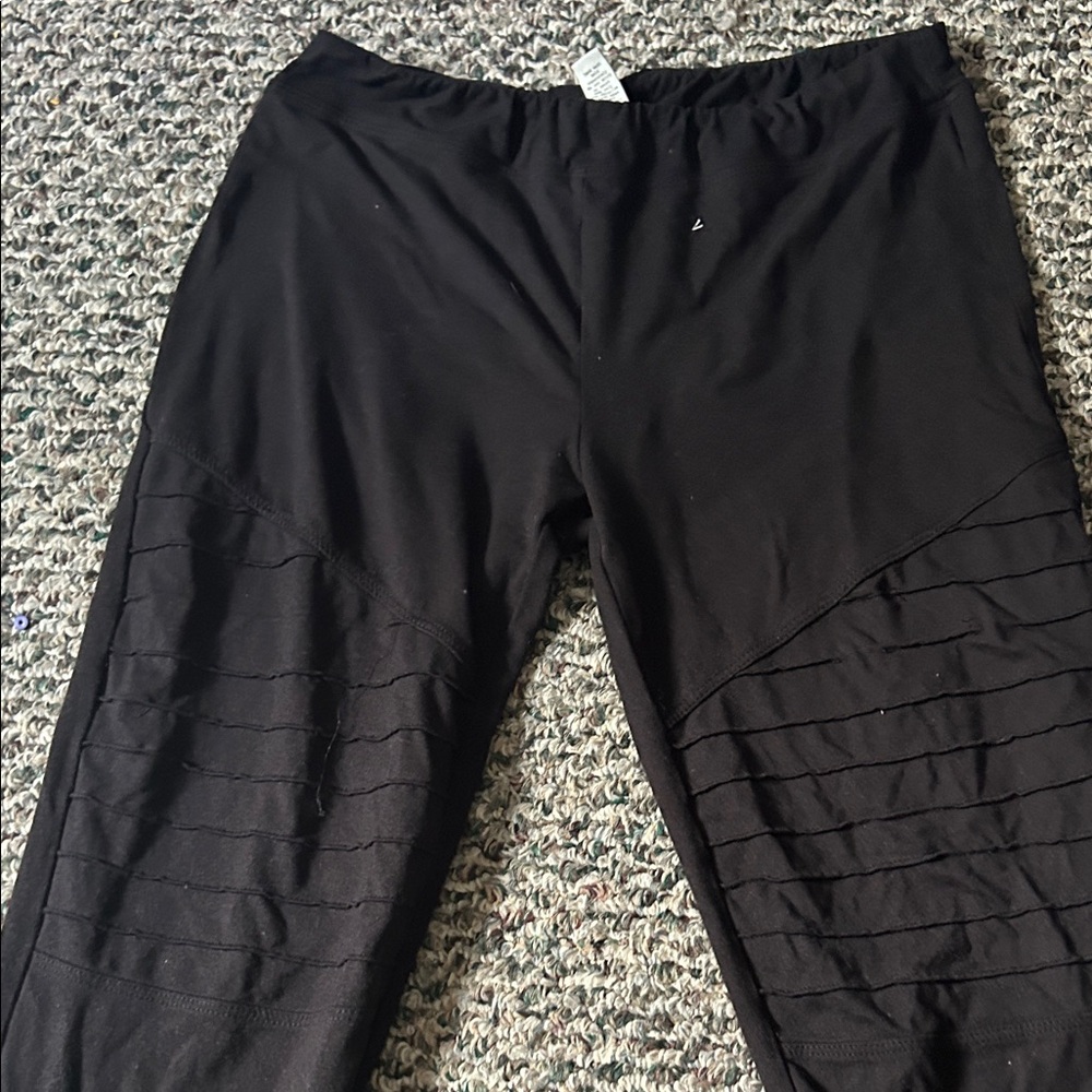 Pink Rose Black Leggings